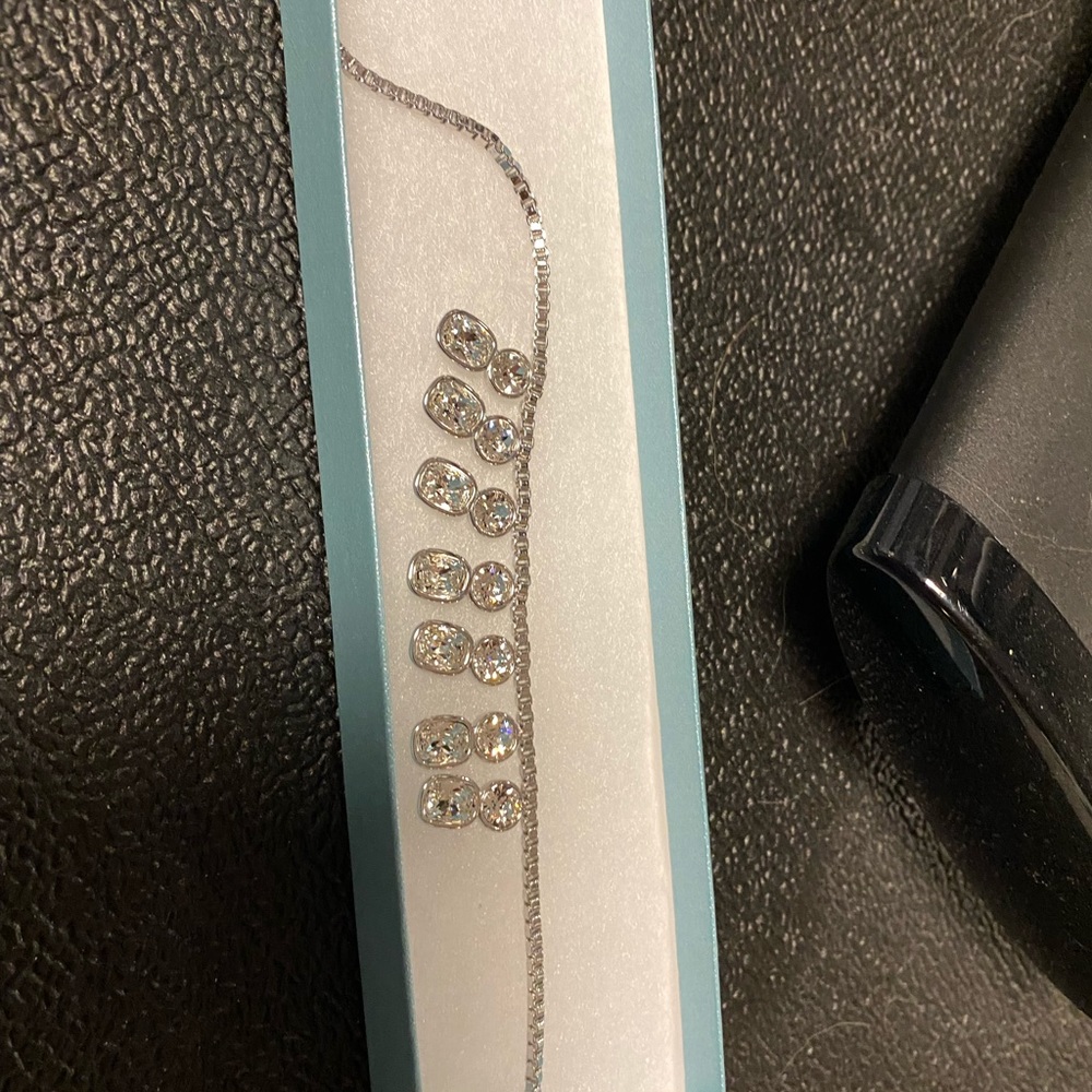 Touchstone Crystal - Picture 2 of 5